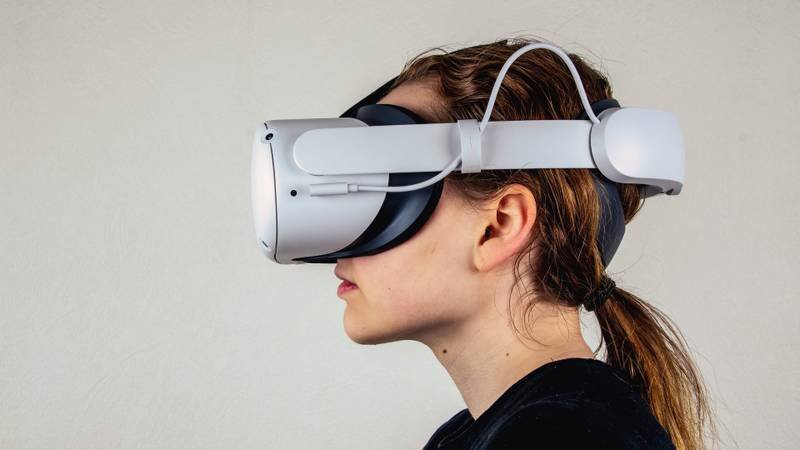 Oculus-Quest-2-2.jpg